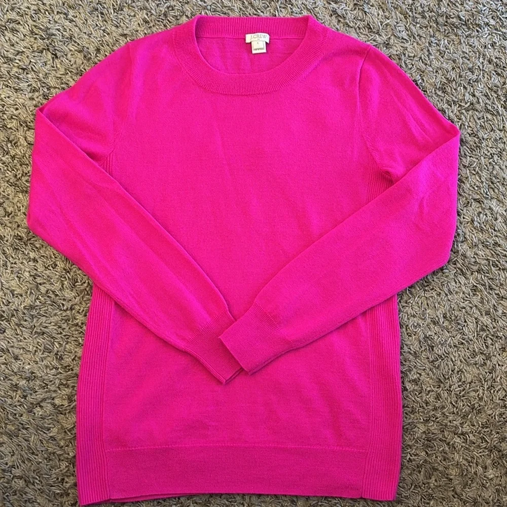 J Crew Crew Neck Pull Over Merino Wool Blend Sweater in Hot Pink Size‎ S